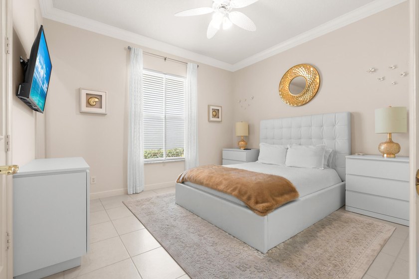 Immaculate, move-in ready home surrounded by beautiful lake and - photo 18