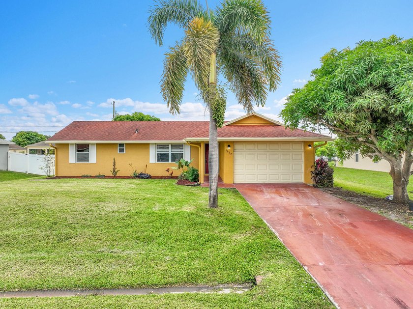 Welcome to your new home a beautifully maintained 3 bedroom, 2 - photo 28