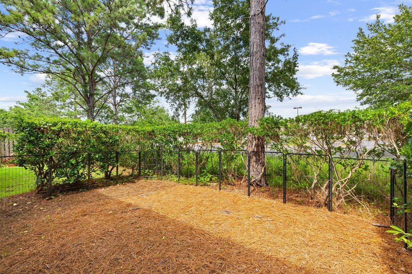 Arguably the most updated unit in South Haven! Skip the costly - photo 33