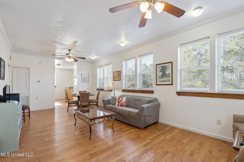Classic elevated coastal cottages at 10450 MS 603 in Bay St - photo 15