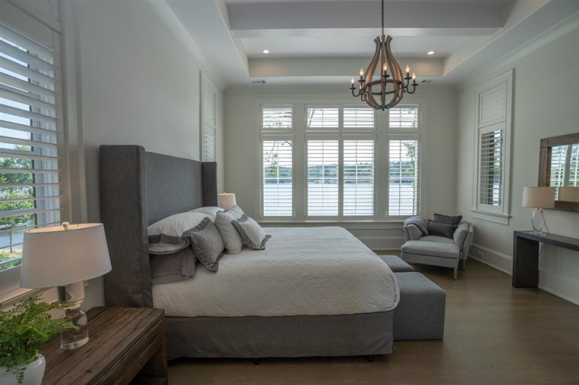 Exceptional Lakefront Home with Breathtaking Views. Under Contrac - photo 19