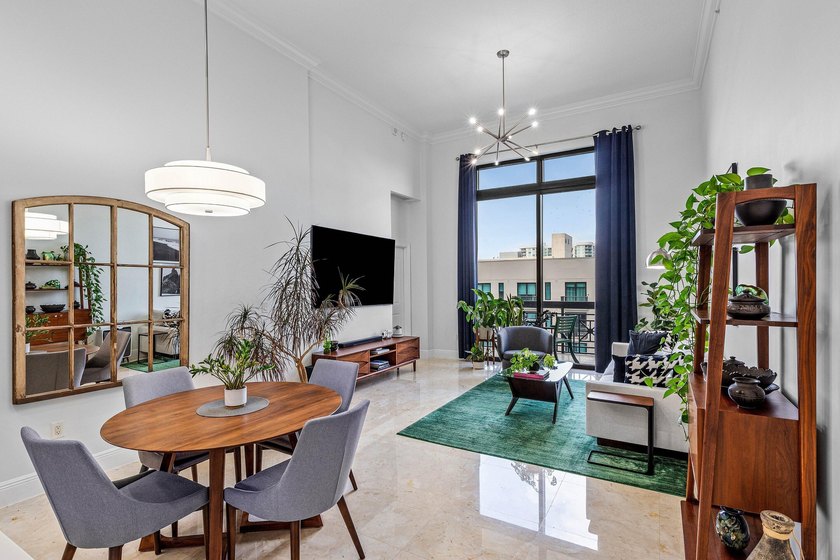 Fully upgraded 2 bed 2 bath plus a den! This stunning 5th-floor - photo 12