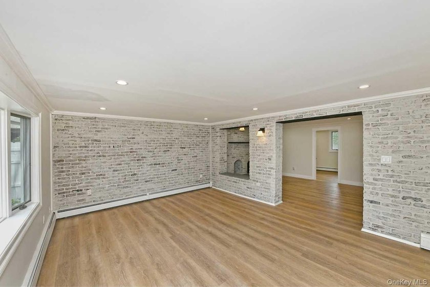 Looking for turnkey in prime location? Look no further. 107 - photo 25