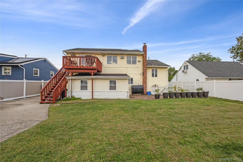 1012-N-Ontario-Ave-Lindenhurst-NY-11757 Turnkey 5-Bedroom - photo 20
