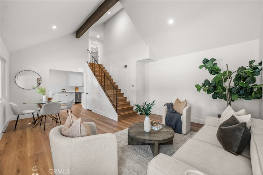 Beautifully Updated 3-Bedroom Home in Prime Torrance Location! - photo 3