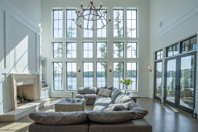 Exceptional Lakefront Home with Breathtaking Views. Under Contrac - photo 11