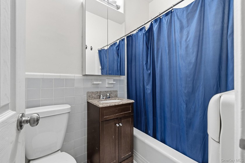 Spacious two-bedroom conveniently located on a dead-end - photo 15