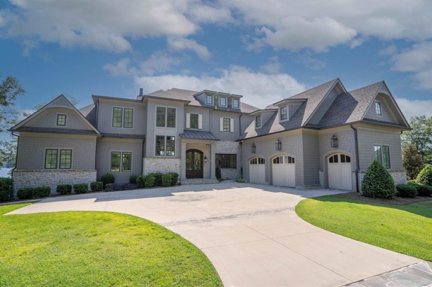 Exceptional Lakefront Home with Breathtaking Views. Under Contrac - photo 2