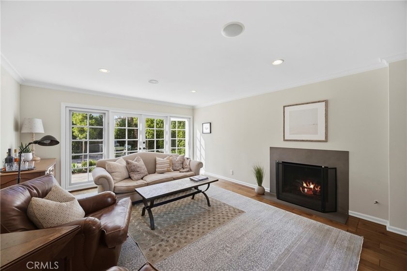 Welcome to 9601 Dumbreck Drive, a beautifully updated Granada - photo 9