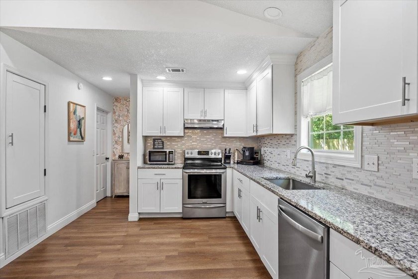 **Open House*Sunday July 26th*2 PM-4 PM**Zoned for award-winning - photo 22