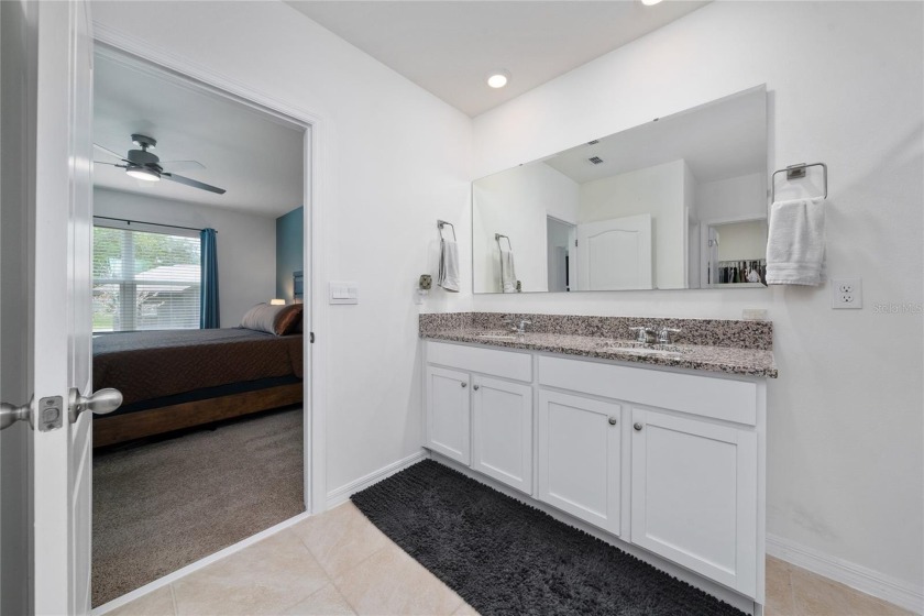 Under contract-accepting backup offers. NEW PRICE! MOTIVATED - photo 23