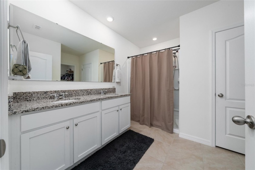 Under contract-accepting backup offers. NEW PRICE! MOTIVATED - photo 24