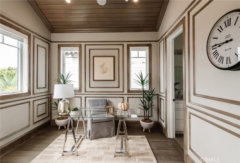A truly extraordinary Westwood Masterpiece, offering timeless - photo 6