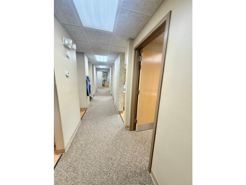 Don't miss this exceptional investment opportunity in the heart - photo 11
