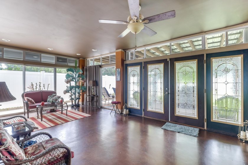 The City of Biloxi has zoned this entire area for Commercial - photo 42
