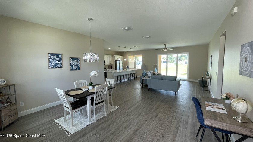 Experience effortless Florida living in this brand-new, move-in - photo 33