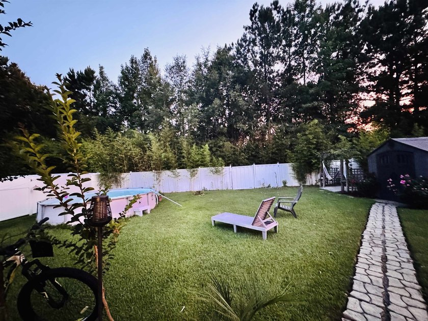 Rare Gem!!!!! This stunning, well-maintained corner home is - photo 16
