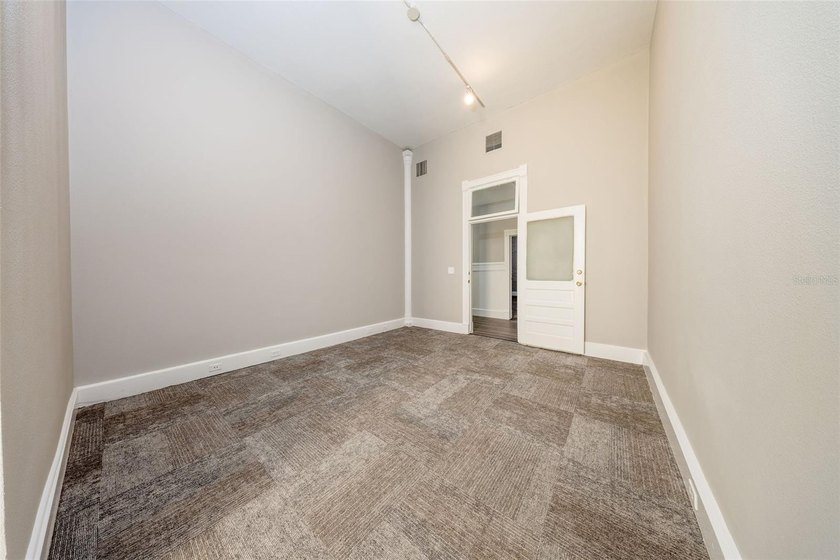 PRICED BELOW APPRAISAL! Don't miss this rare opportunity to own - photo 32
