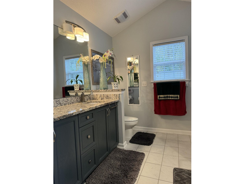 Rare Gem!!!!! This stunning, well-maintained corner home is - photo 43
