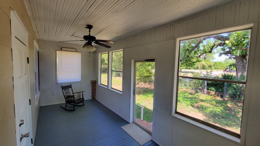 Keysville Treasure (rare gem)- Renovated 1940 Home on a Full - photo 2