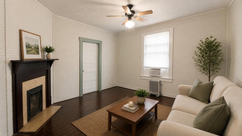Keysville Treasure (rare gem)- Renovated 1940 Home on a Full - photo 3