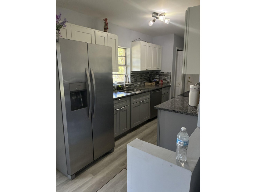 all measure approx. Beautiful 3/2/1 Remodeled house with - photo 8