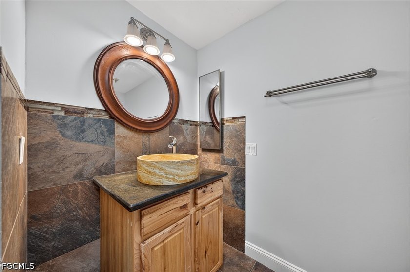 Room for the entire family! Direct Gulf access pool home - photo 22