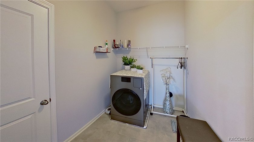 Make sure to check out the Virtual Tour for a 3D Model w/ - photo 32