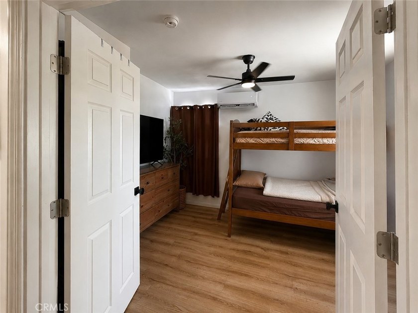 Welcome to this charming and fully upgraded single-family home - photo 6