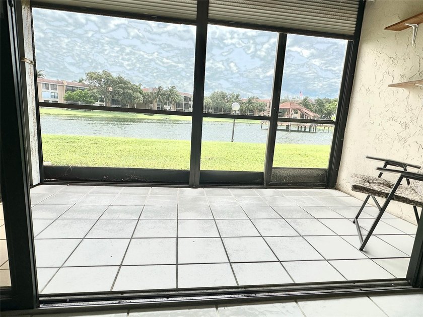 Discover this delightful first-floor unit in the sought-after - photo 10