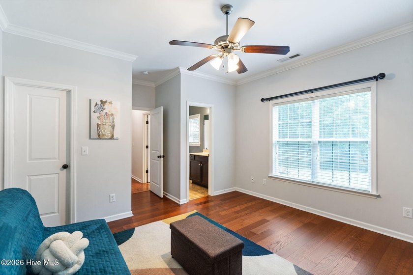 Welcome to this beautifully maintained home, perfectly situated - photo 29