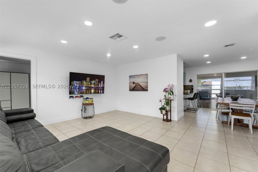 LOCATED ON THE CORNER OF 232 STREET NEAR ANDERSONS CORNER IN - photo 4