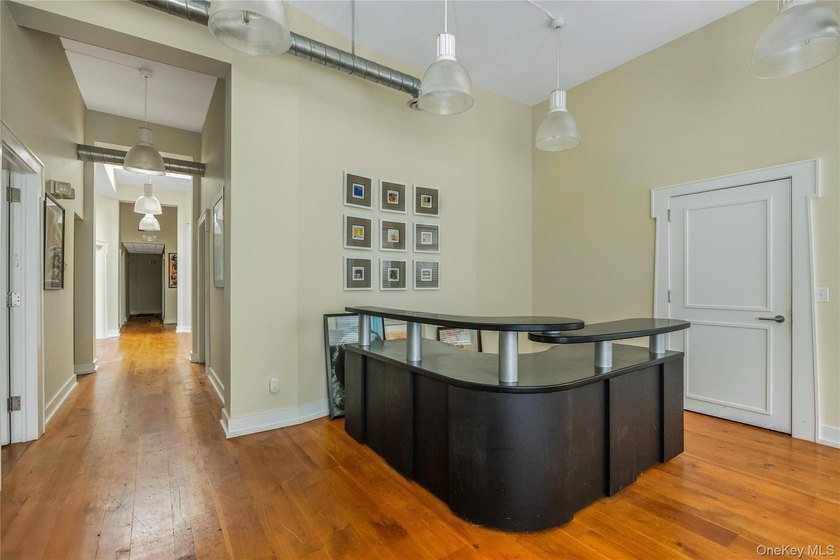 --Stop leasing when you can OWN your office suite! Approximately - photo 4