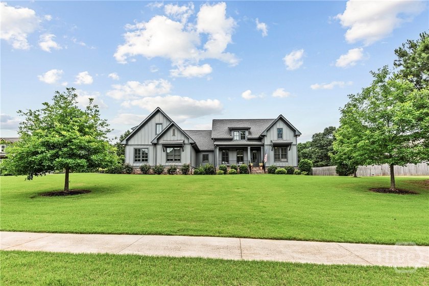 Welcome Home to 3223 Maddison Avenue! Situated on a beautiful 1 - photo 2