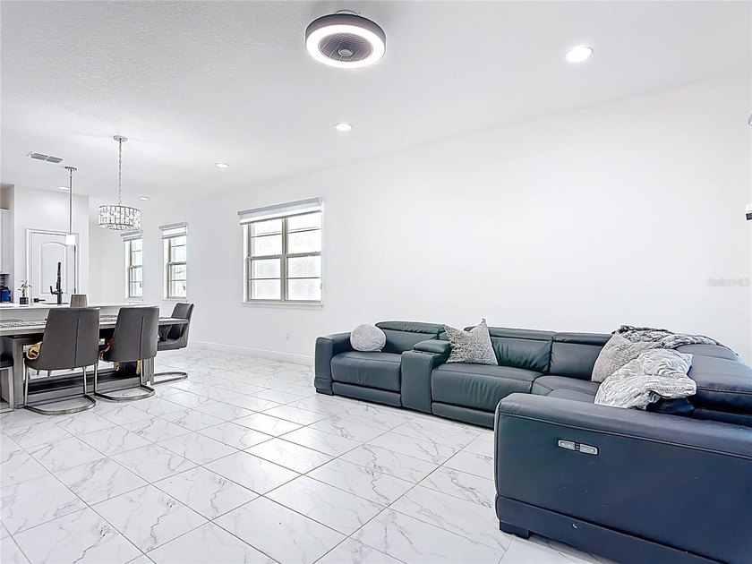 Under contract-accepting backup offers. Short Sale. SHORT - photo 16