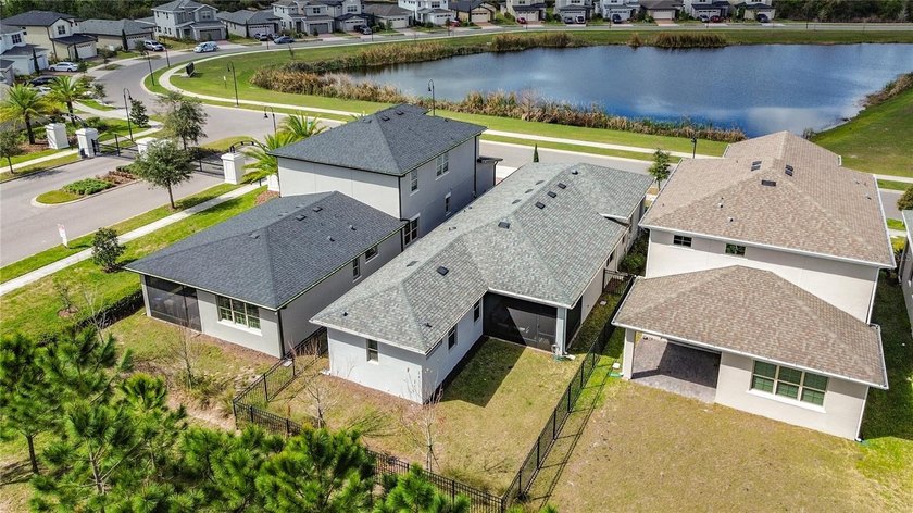 Under contract-accepting backup offers. Short Sale. SHORT - photo 35