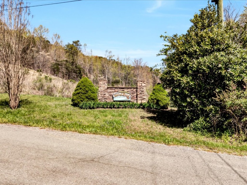 Cherokee Lakefront Lot in Gated Walnut Bend SOLD - photo 5