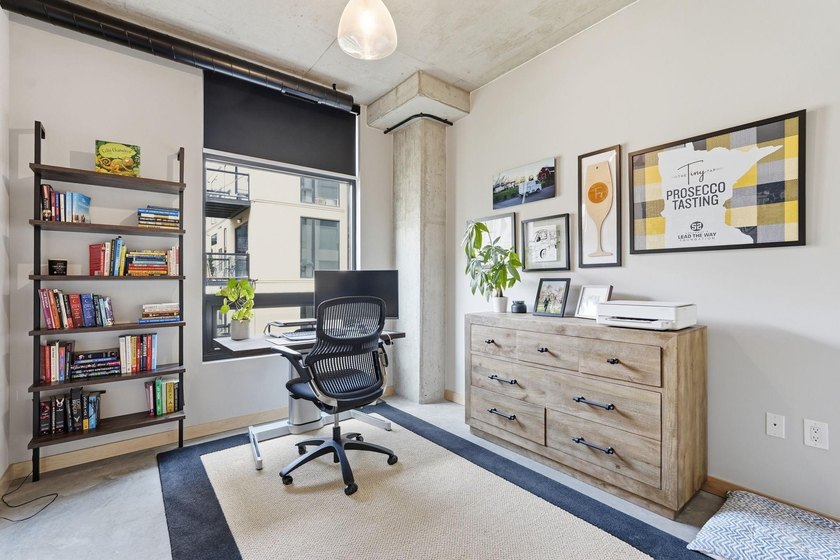 Exceptional North Loop living in a beautifully updated corner - photo 20