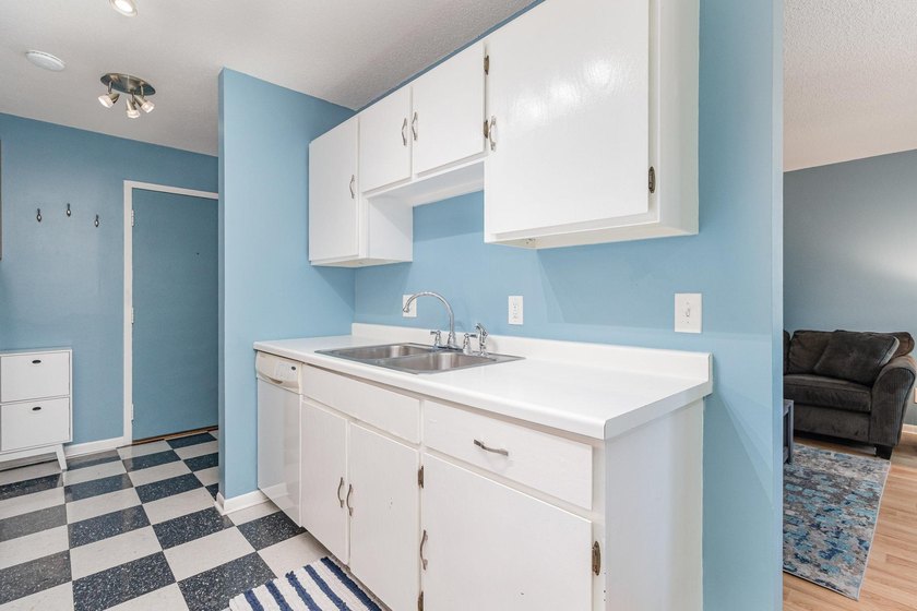 Fantastic location with great amenities! Situated in - photo 12