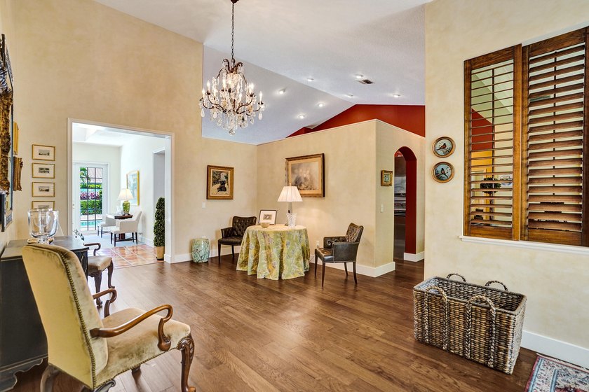 Move right into this beautifully updated 4-bedroom, 3.5-bath - photo 13