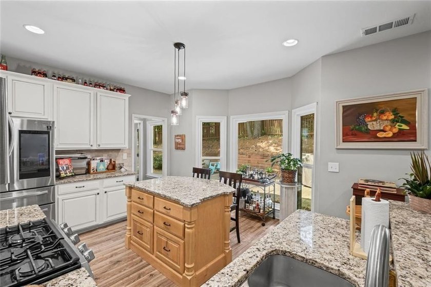 Welcome home to this stunning, move-in-ready 4-bedroom beauty - photo 14