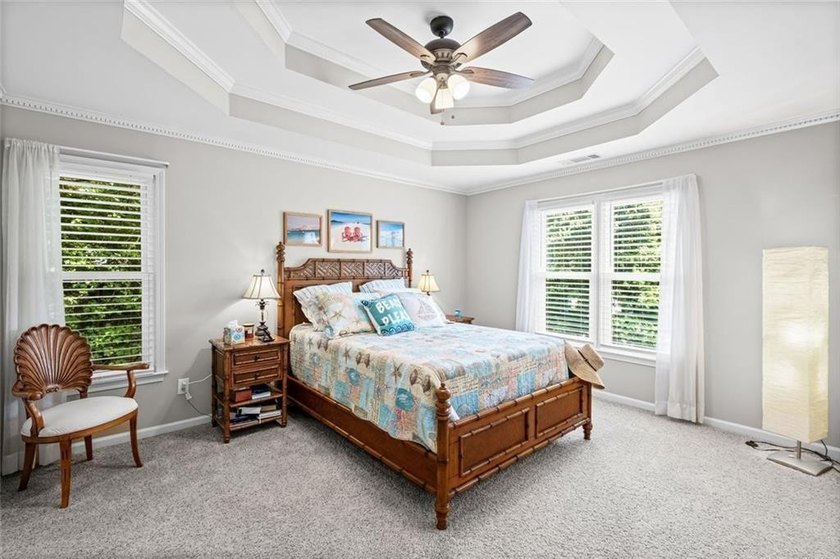 Welcome home to this stunning, move-in-ready 4-bedroom beauty - photo 20