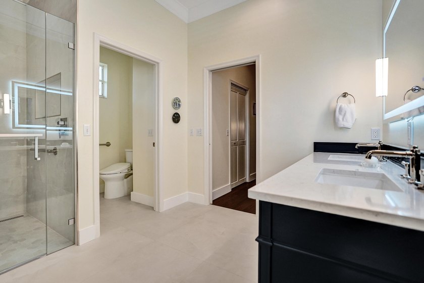 Move right into this beautifully updated 4-bedroom, 3.5-bath - photo 22