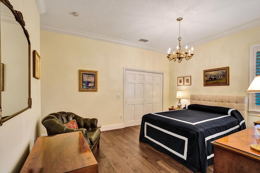 Move right into this beautifully updated 4-bedroom, 3.5-bath - photo 24