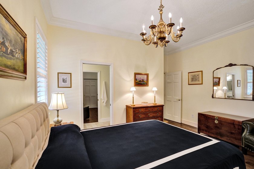 Move right into this beautifully updated 4-bedroom, 3.5-bath - photo 25