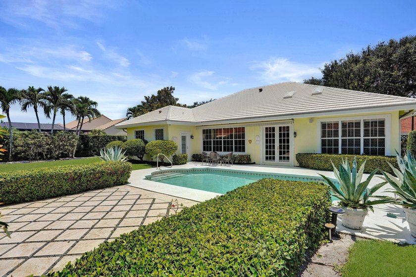 Move right into this beautifully updated 4-bedroom, 3.5-bath - photo 35