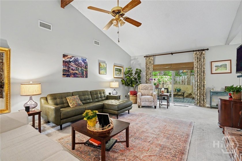 Located in the Marshwood section of The Landings, this - photo 3