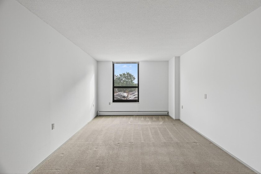 Clean, move-in ready, third floor 2-Bedroom condo in a thriving - photo 12