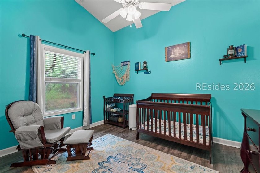 Tucked away on a private wooded setting boasting a prime lot - photo 22