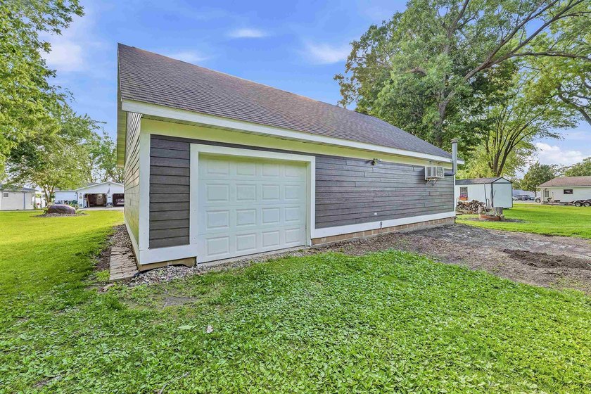 Rare opportunity to own an updated lakefront property on TWO - photo 40